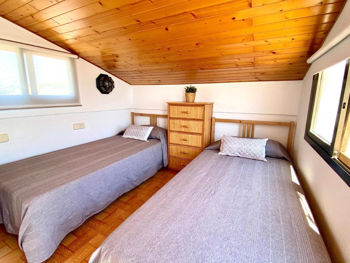 Casa Comoda Delante De La Playa Con Vista Al Mar カンブリルス エクステリア 写真