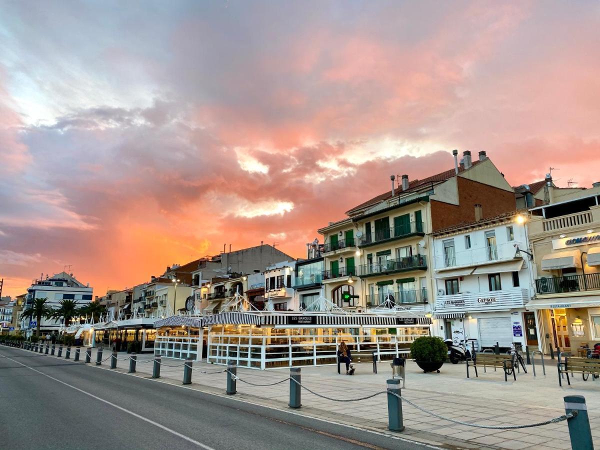 Casa Comoda Delante De La Playa Con Vista Al Mar カンブリルス エクステリア 写真